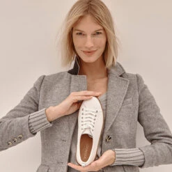 Womens Vionic Winny Lace Up Sneaker In White/Gum -Vionic H7773L8103 10