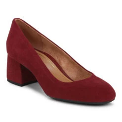 Womens Vionic Carmel In Syrah